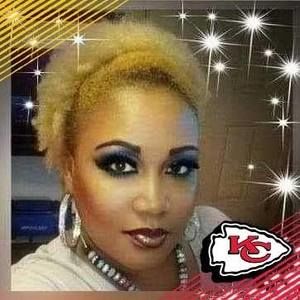 Meet your Posher, Tiffany